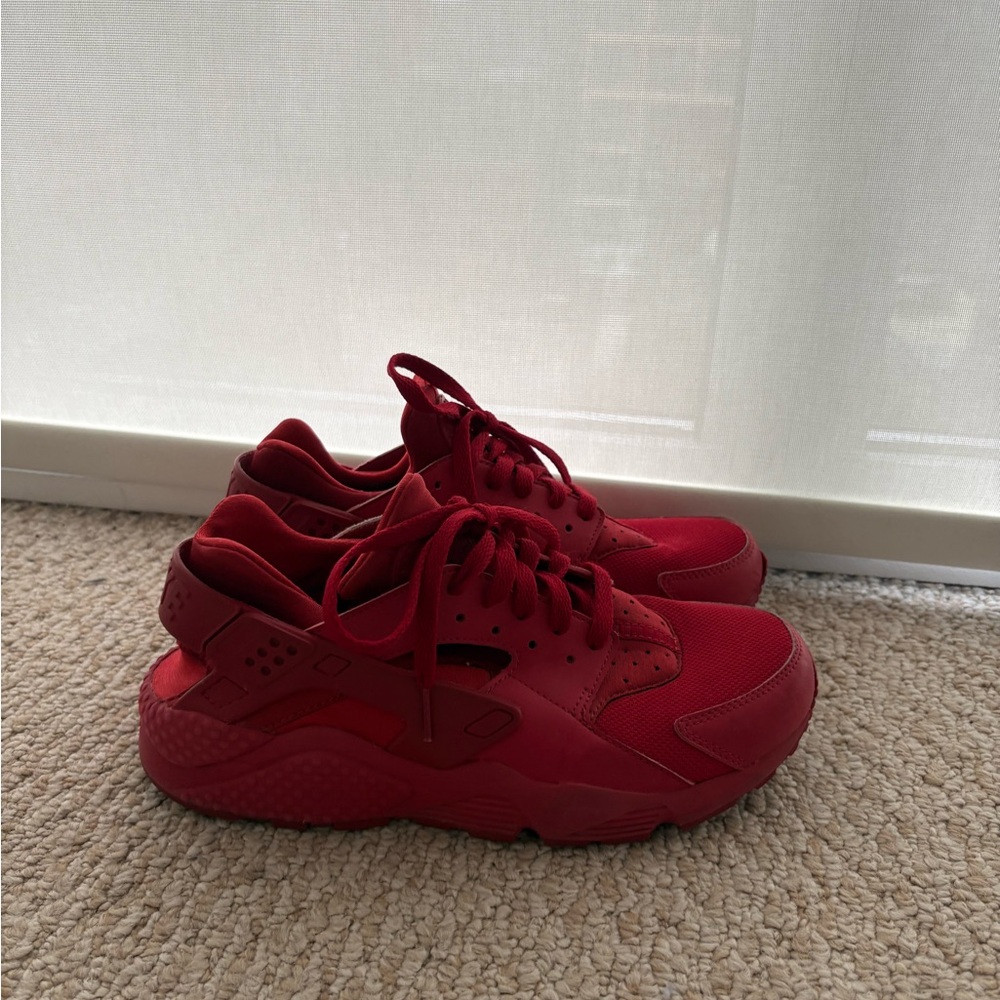 Nike Air Huarache (Triple Red)